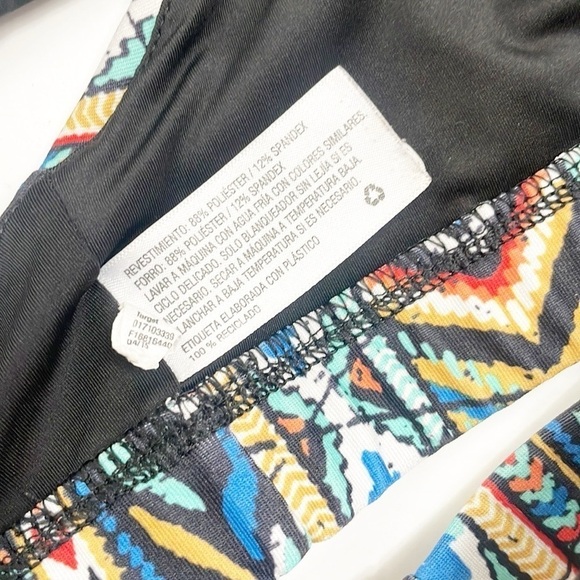 Mossimo Supply Co tribal print bikini swim top - Picture 4 of 4